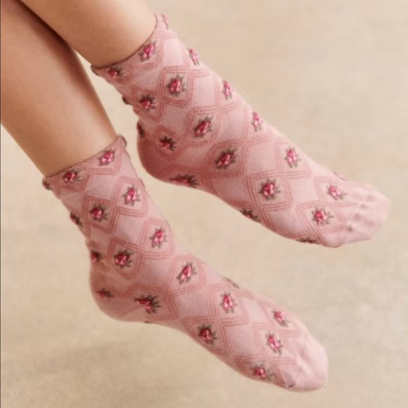 Sezane Accessories - Sézane Julia Socks in Vintage Pink